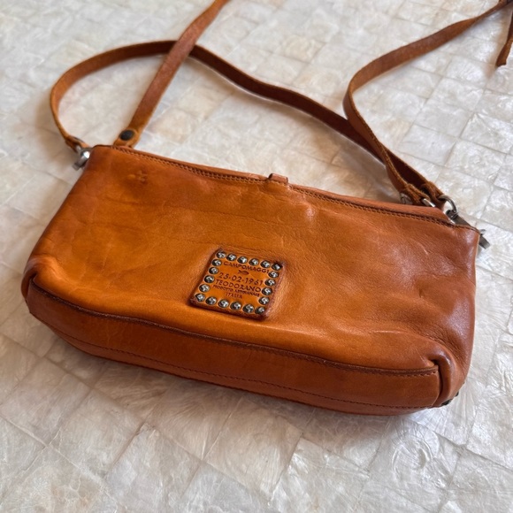 Campomaggi ARTEMISIA Pochette leather bag studded leaf crossbody shoulder purse - Picture 9 of 14